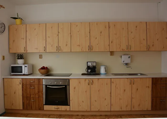 Bystricka אכסניה *